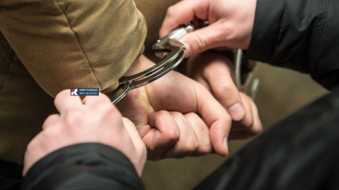 საქართველოში ნარკოტიკული და ფსიქოტროპული ნივთიერების შემოტანისთვის 2 პირი დააკავეს