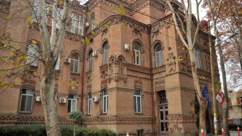 შევიდა თუ არა რუსული სკოლის გახსნის მოთხოვნა სამინისტროში