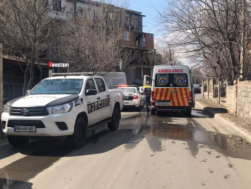 რუსთავის საკრებულოს წევრი დაჭრეს