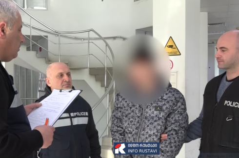 პოლიციამ დაჭრის ფაქტი ერთი პირი დააკავა