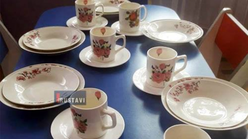 ახალი ჭურჭელი რუსთავის ბაგა-ბაღებში (ფოტოები)