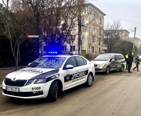 ავტოსაგზაო შემთხვევა რუსთავში [photo]