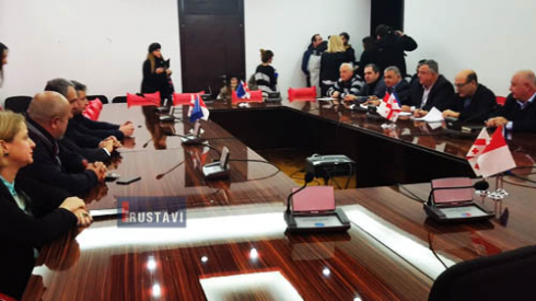 1.50 თუ 1.30 - რა ფასად მოუწევთ მგზავრებს გადაადგილება (ვიდეო).