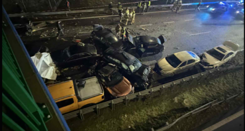 პოლონეთში ავარიის შედეგად 12 ადამიანი დაშავდა