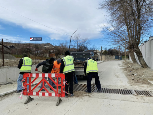 რუსთავსერვის ცენტრი თანამშრომლებისთვის ფორმებს ყიდულობს