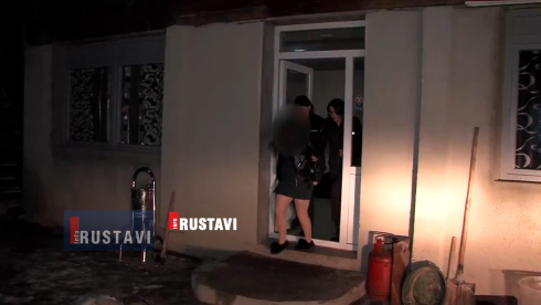 მოქალაქეებს პროსტიტუციისთვის ფართს უთმობდნენ (Video)