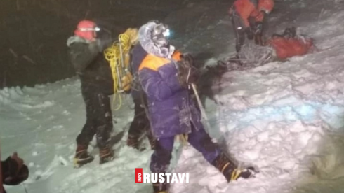 იალბუზზე 5 რუსი ტურისტი დაიღუპა [video]