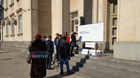 გაზრდილი ტარიფი და აქციის მეორე დღე (ფოტოები).