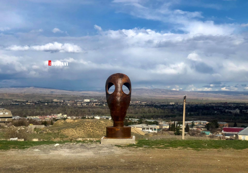 ახალი მონუმენტი რუსთავში [photo]