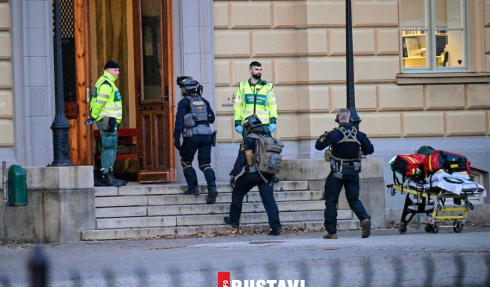 მოსწავლემ ორი მასწავლებელი მოკლა