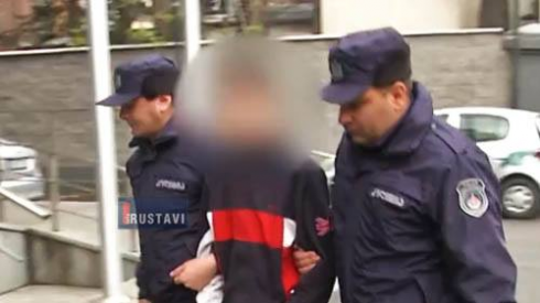 არასრულწლოვანი პირი დააკავეს