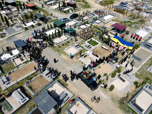 უკრაინაში დაღუპული რუსთაველი ჯარისკაცი დაკრძალეს [video]