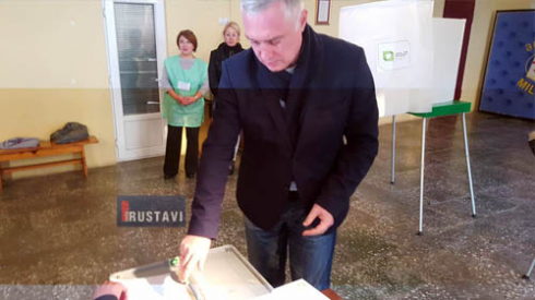 ზვიად ძიძიგურმა ხმა ძლიერ თვითმმართველობას მისცა