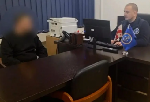 ქრთამის აღების ფაქტზე დაკავებულია საჯარო მოხელე