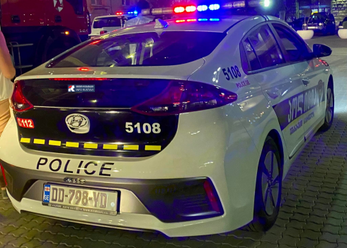 კაცმა ორი მეზობელი მოკლა