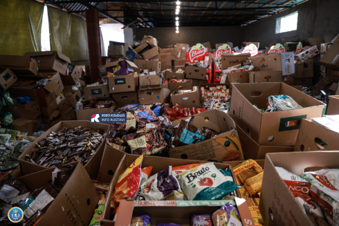 დააკავეს პირი, რომელიც ვადაგასულ პროდუქტს ყიდულობდა, ვადებს უცვლიდა და შემდეგ ყიდდა