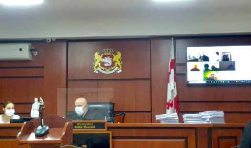 "ეს სასამართლო არაა. შოუა, სადაც ინტერნეტი ჭედავს"