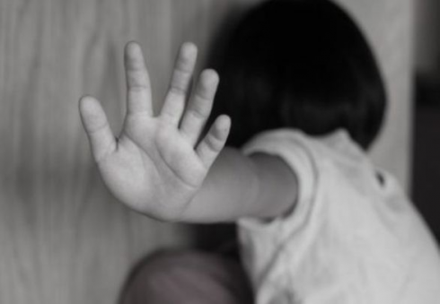 მამამ შვილზე სექსუალურად იძალადა [video]