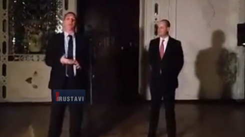 მინისტრის გამოსვლის დროს შუქი ჩაქრა (ვიდეო).