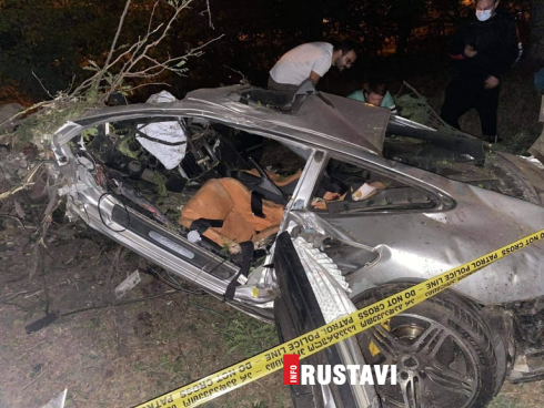 ავტობანზე ავარიას 2 ახალგაზრდა ემსხვერპლა [photo]