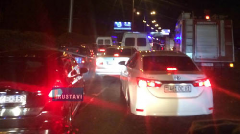 საავტომობილო საცობი ლილოს გზაზე