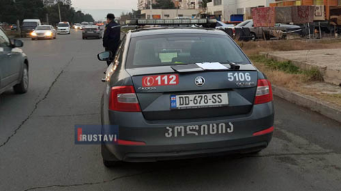 მე-18 მკრ-ში ძაღლებს აჩხუბებდნენ