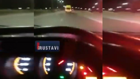 ყვითელი მიკროავტობუსი ავტობანზე (ვიდეო)