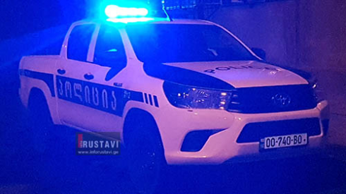 მიკროავტობუსი კლდოვან ფერდობზე გადავარდა