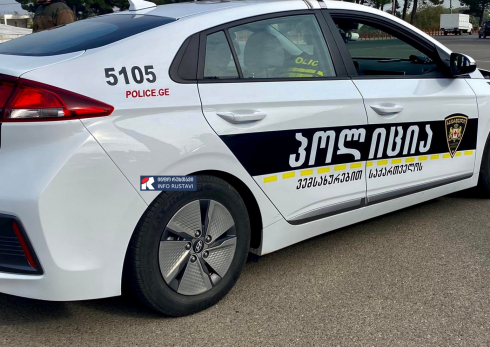 შუა ხნის კაცს ეძებენ