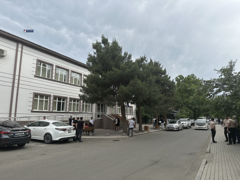 რუსთავის სასამართლოში თანამშრომლების ევაკუაცია განხორციელდა