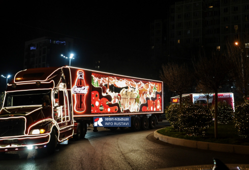 რუსთავში სად და როდის ჩამოვა კოკა-კოლას ქარავანი