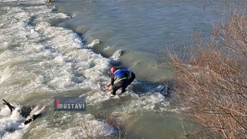 მტკვარში გვამი იპოვეს (video)