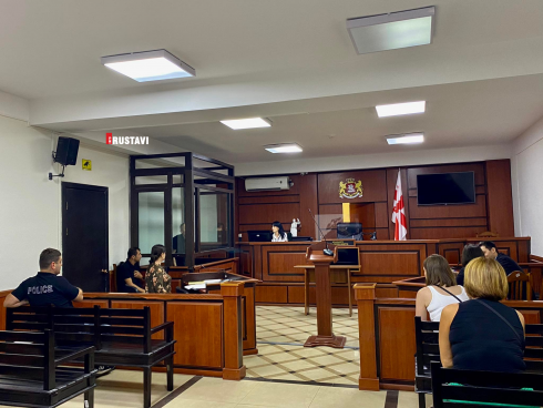 რუსთავში კაცმა ქალზე სექსუალურად და ფიზიკურად იძალადა [video]