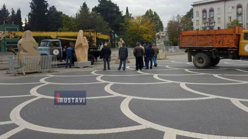 15 თვის შემდეგ სკულპტურებს მისამართი გამოუჩნდა