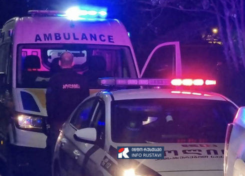 რუსთავში ერთმანეთს მოტოციკლი და ავტომობილი შეეჯახა