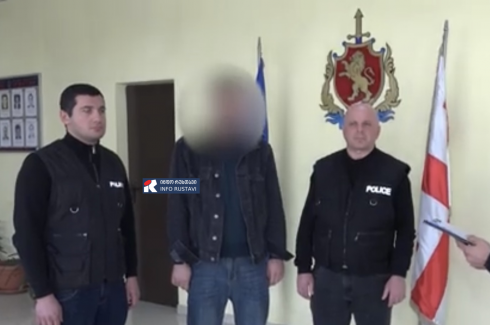 საცხოვრებელი სახლის გაქურდვის ბრალდებით ორი პირი დააკავეს