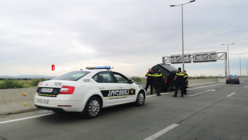 ავტოსაგზაო შემთხვევა რუსთავის ავტობანზე [video]