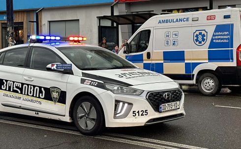 რუსთავში ბებიას და შვილიშვილს ზებრა გადასასვლელზე ავტომობილი დაეჯახა