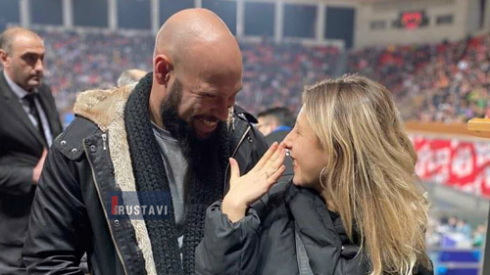 რუსთაველმა მამაკაცმა შეყვარებულს ხელი სთხოვა [video]