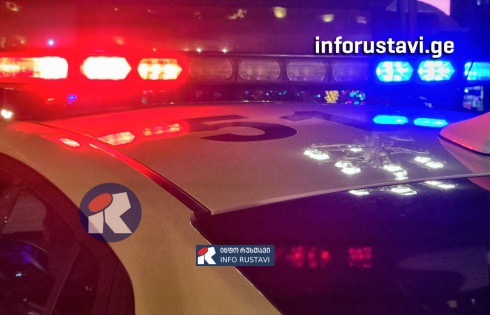 3 პირი პოლიციელს ფიზიკურად გაუსწორდა