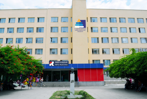 იაშვილის კლინიკა სტაციონარული პაციენტების მიღებას დროებით აჩერებს