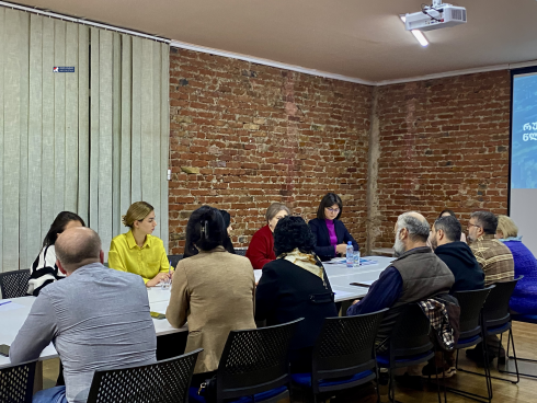 რუსთავის მერი არასამთავრობო სექტორს შეხვდა