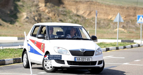 6 შეცდომა, რომელსაც მძღოლობის კანდიდატები ქალაქში გამოცდის დროს უშვებენ