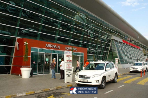 თბილისისა და ბათუმის აეროპორტებიდან 20-ზე მეტი რეისი გაუქმდა
