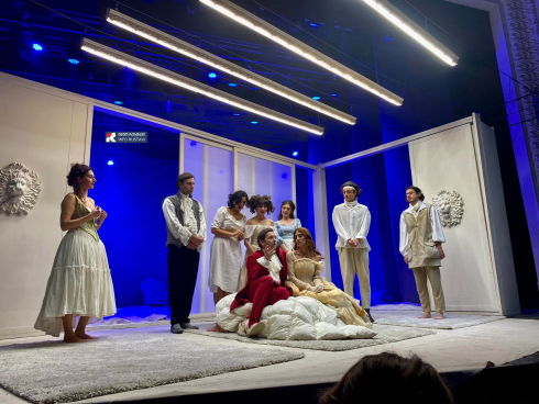 რუსთავი კომედიის თეატრალურ ფესტივალს მასპიინძლობს [photo]