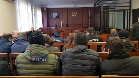 რუსთაველ პოლიციელებს პატიმრობა შეეფარდათ [video]
