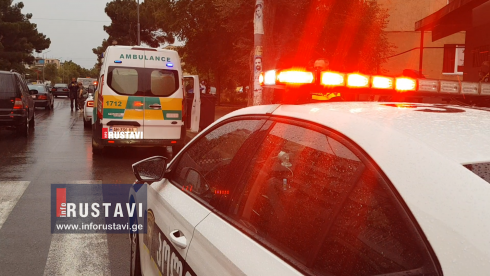 რუსთავში ავტომობილი ქვეითს დაეჯახა [video]