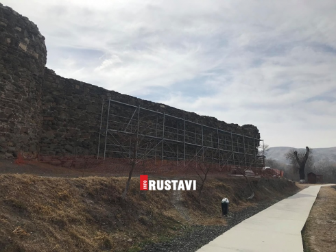 რუსთავის ციხის რესტავრაცია გრძელდება [photo]