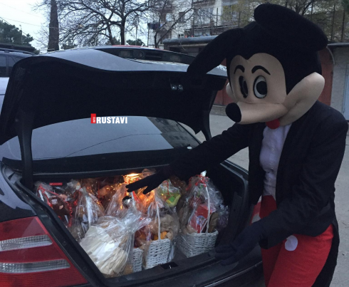 საჩუქრები რუსთაველი შშმ ბავშვებისთვის [photo]