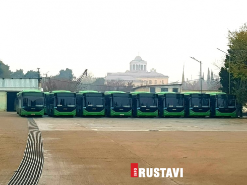 რუსთავში ახალი ავტობუსები შემოვიდა